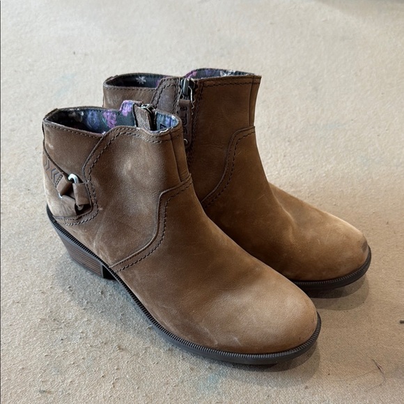 Teva Brown Ankle Booties with Slip-On Design - Picture 1 of 5